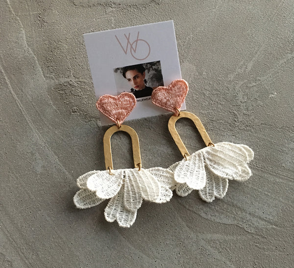 Valentine's gift earrings. Pink heart earrings.